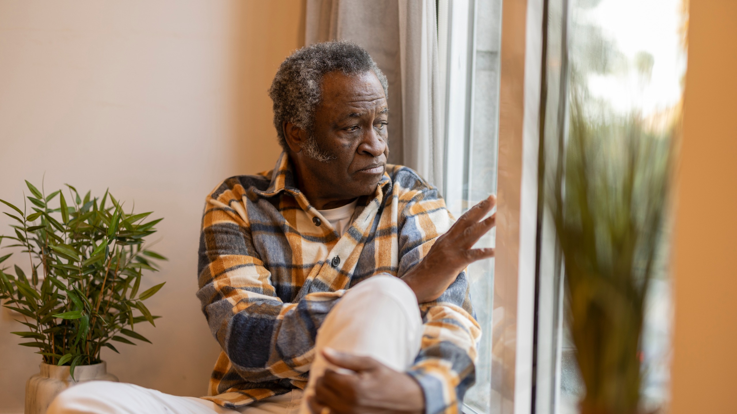 Isolation Immagrant How Does Social Isolation Impact Dementia & How Can I Avoid It?